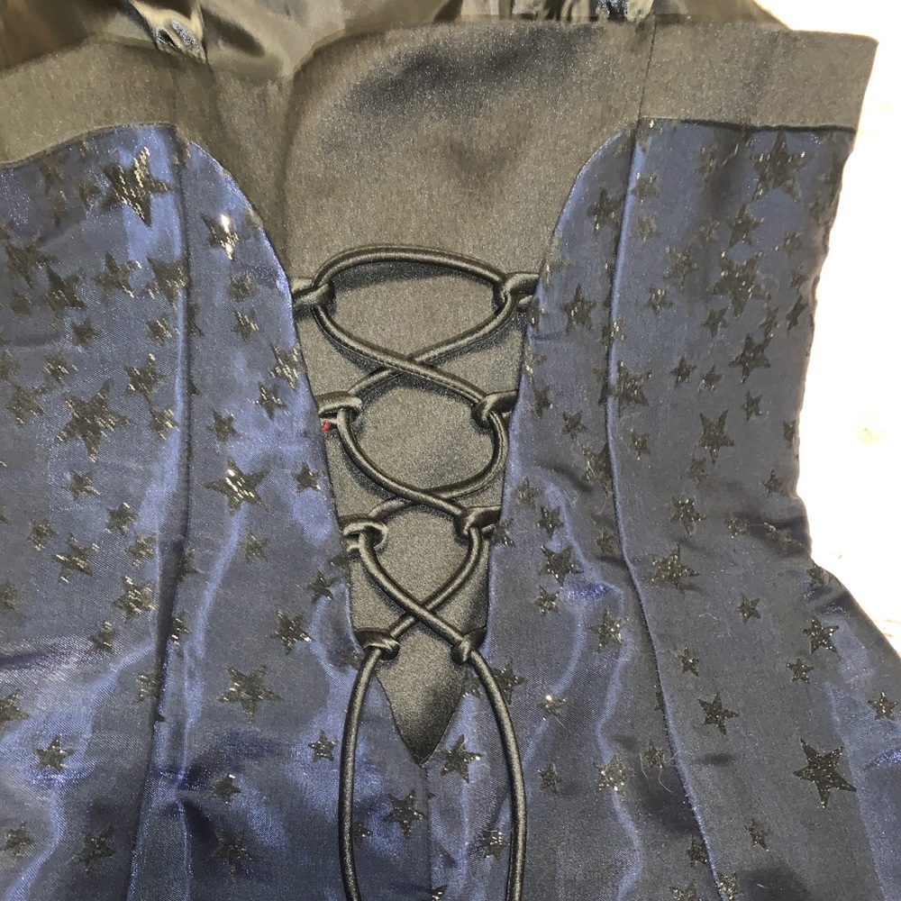Prom dress - Picture 5 of 6